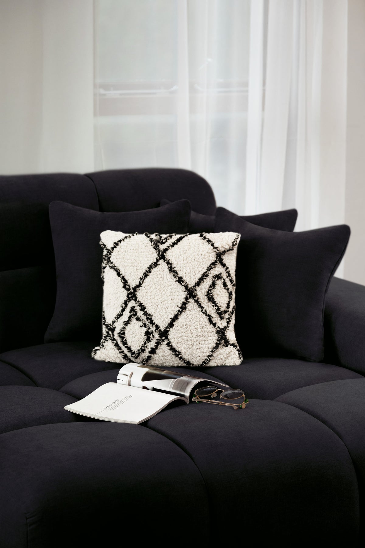 Jacob Sofa Left Hand Facing Corner Black