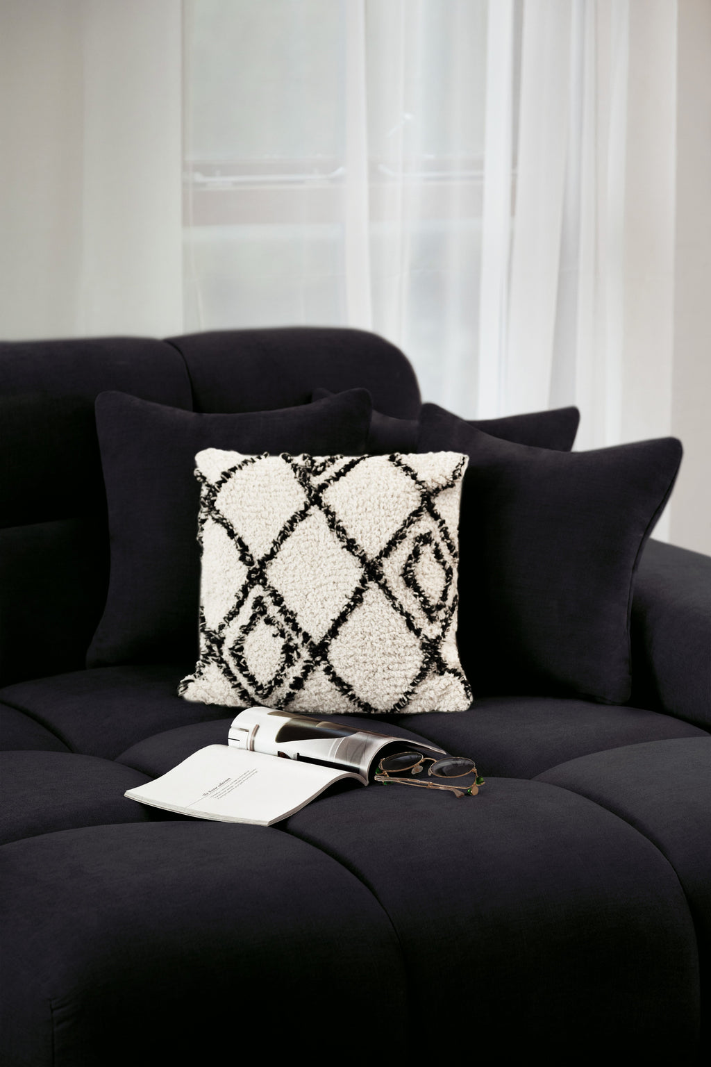 Jacob Sofa Right Hand Facing Corner Black