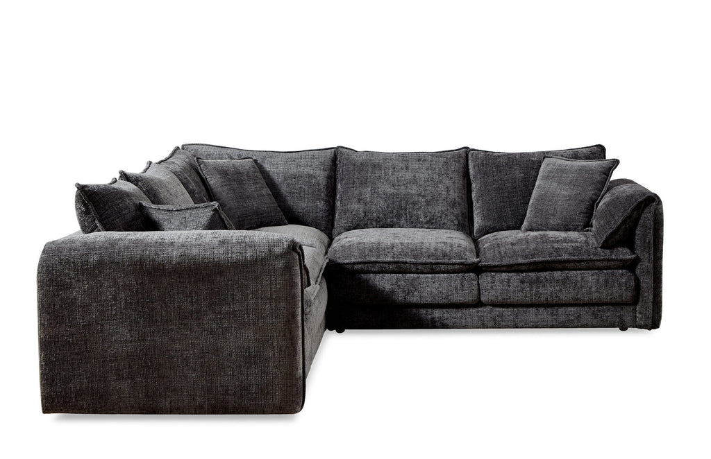 Solaya Sofa Large Corner in a real home, Black